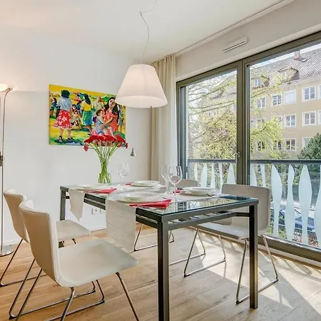 Luxury For Rent Near Goetheplatz Apartmán *