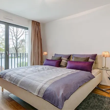 Luxury For Rent Near Goetheplatz